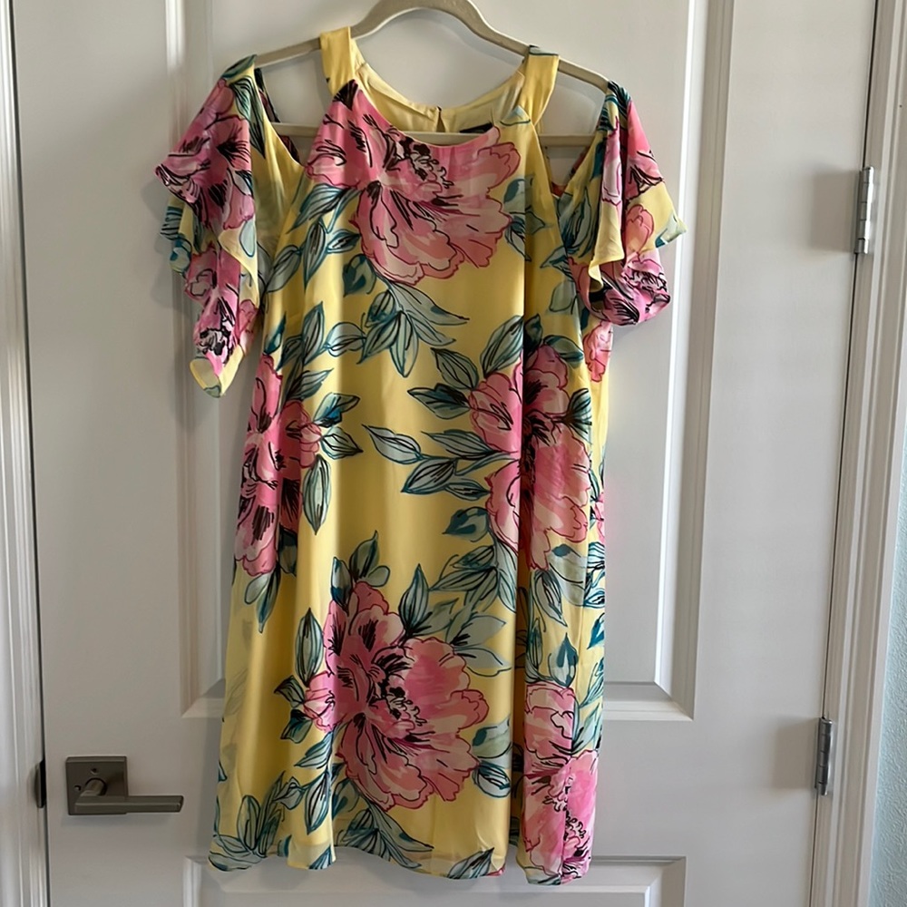 Gorgeous Vince Camuto dress